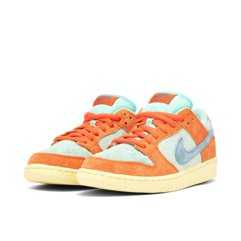 SB Dunk Low Pro Orange Aqua