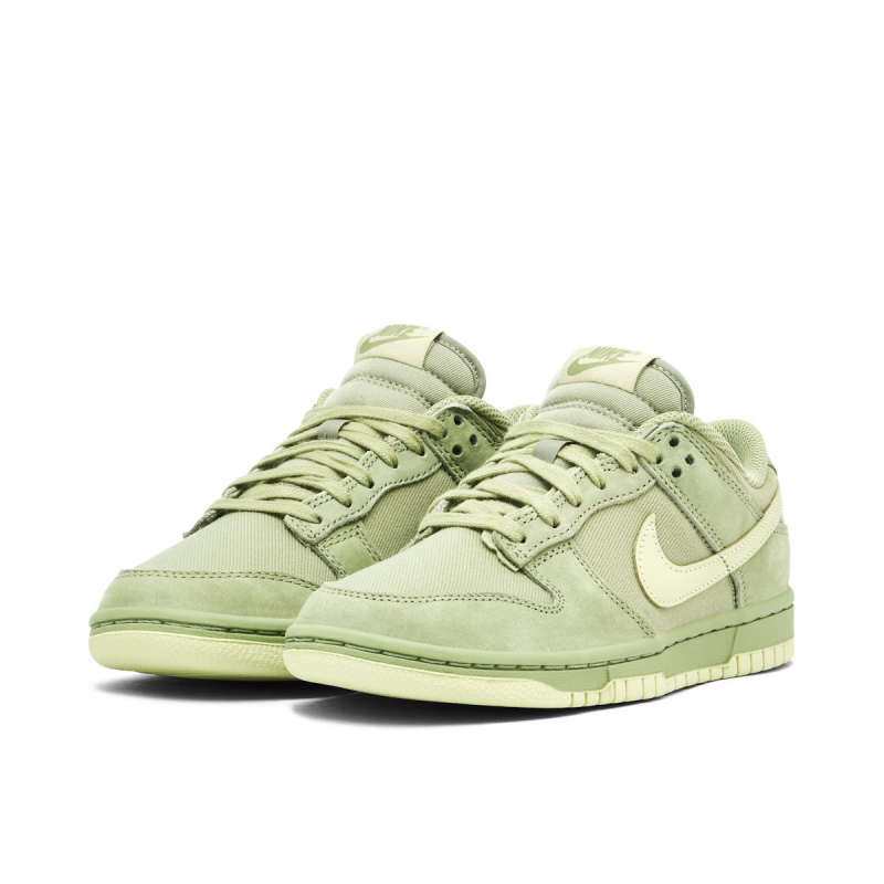 Dunk Low Premium Oil Green