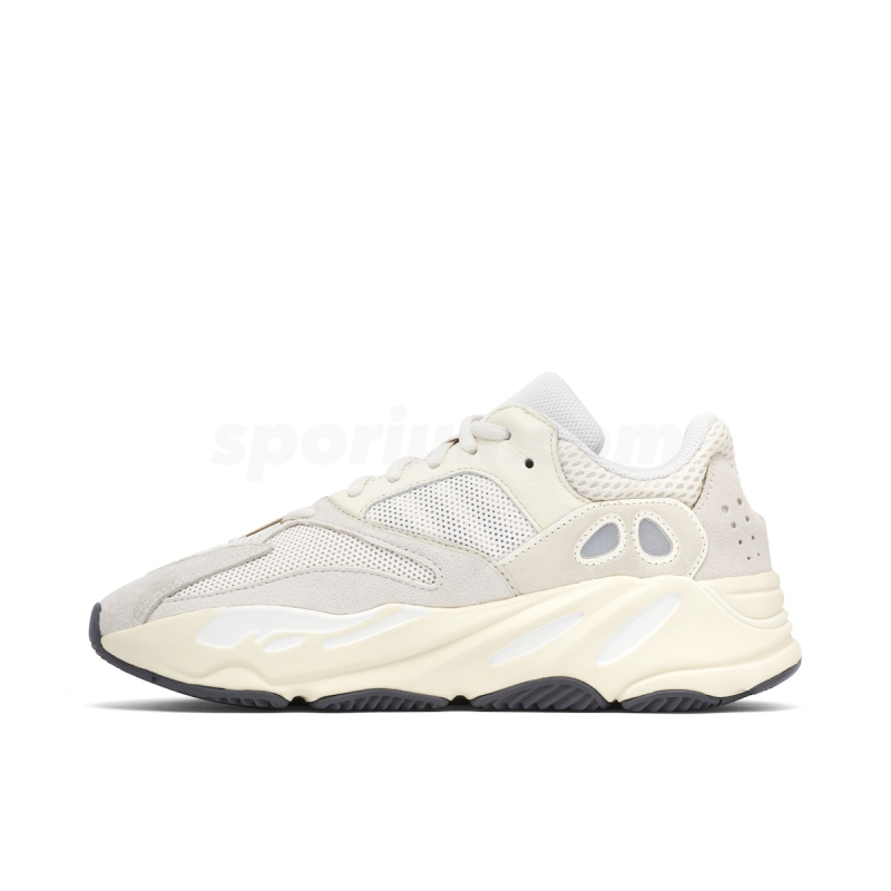 Yeezy Boost 700 Analog