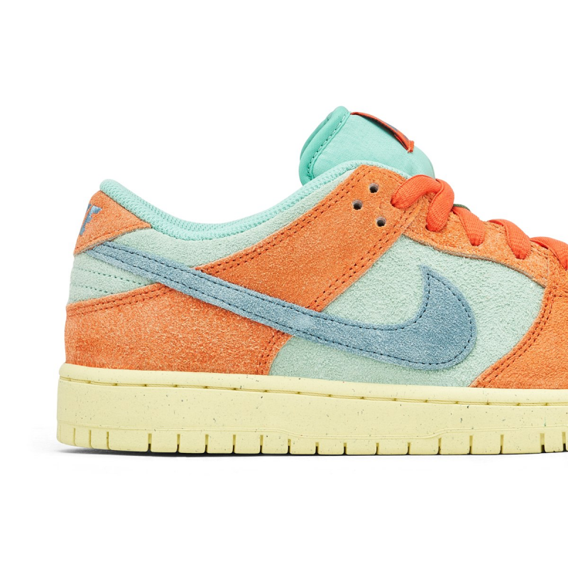 SB Dunk Low Pro Orange Aqua