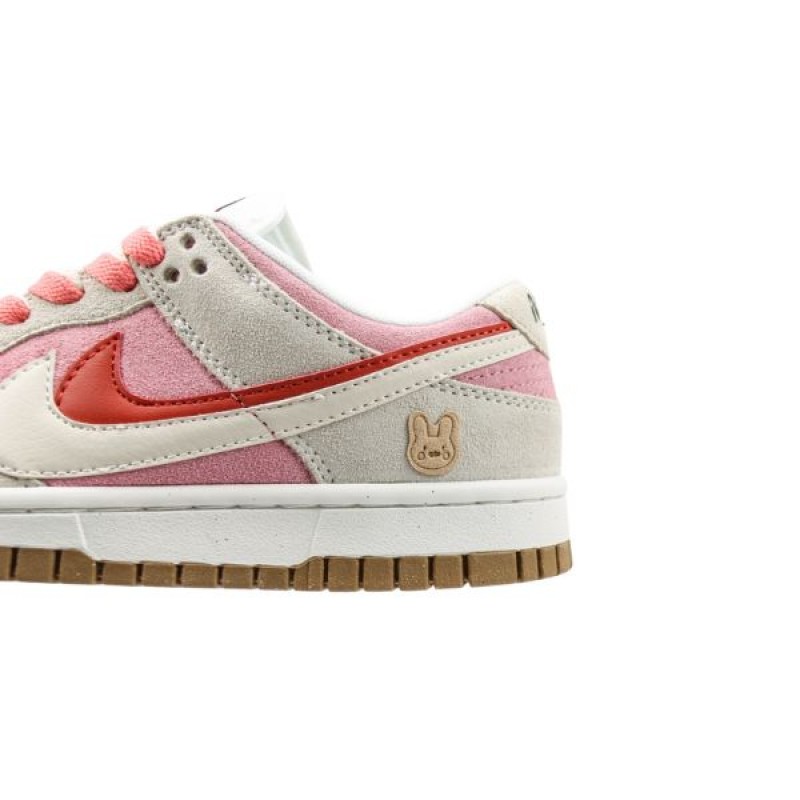 Dunk Low SE ”85” Double Swoosh Pink Rabbit