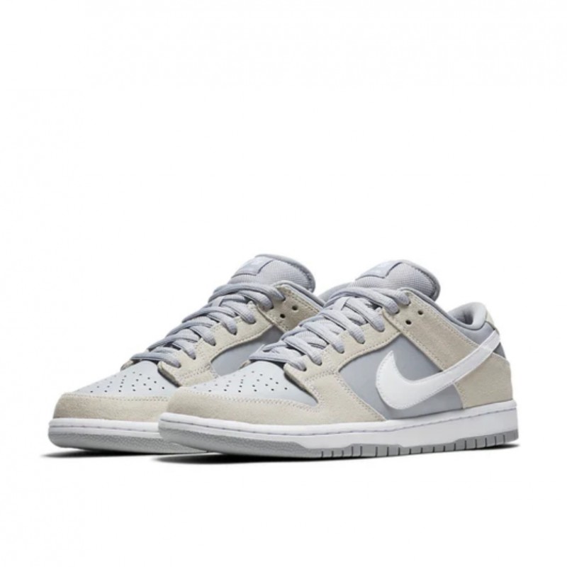 Dunk Low SB Skateboard Summit White