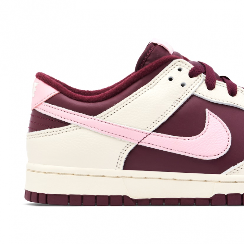 Dunk Low Valentines Day Womens