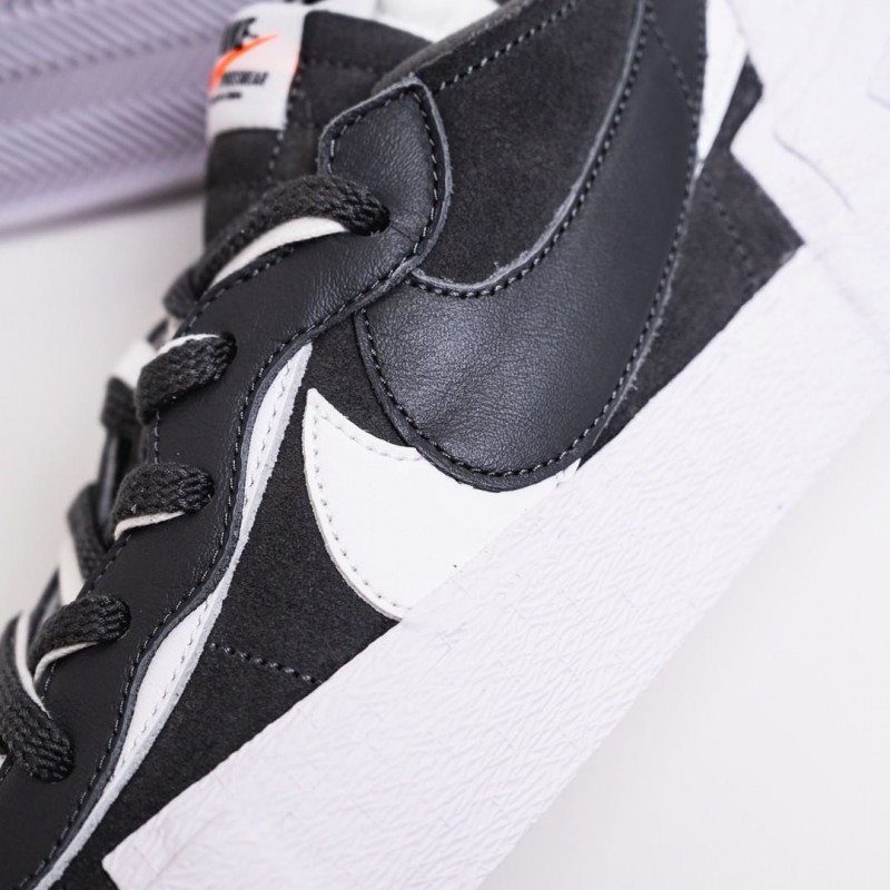 Blazer Low x sacai Iron Grey