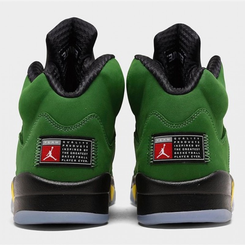 Air Jordan Retro 5 SE Oregon