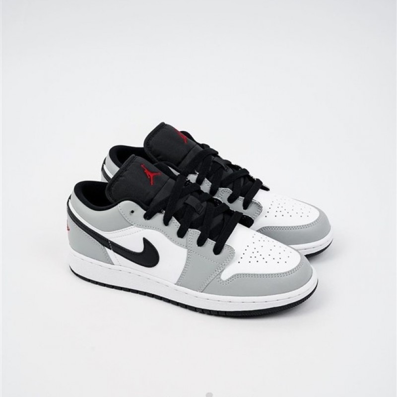 Air Jordan 1 Low Light Smoke Grey