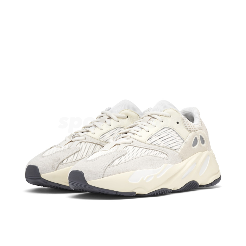 Yeezy Boost 700 Analog