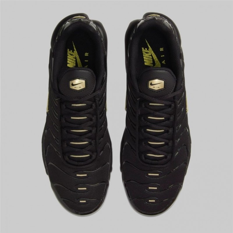 Air Max Plus Tuned Black