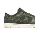 Dunk Low Premium Olive Sail