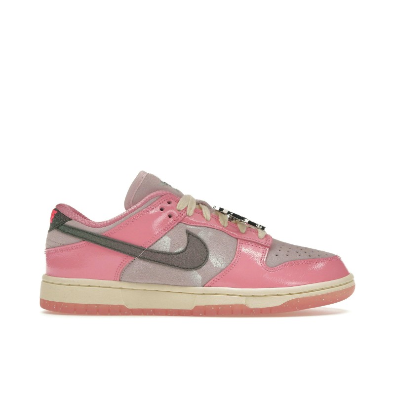 Dunk Low LX Barbie