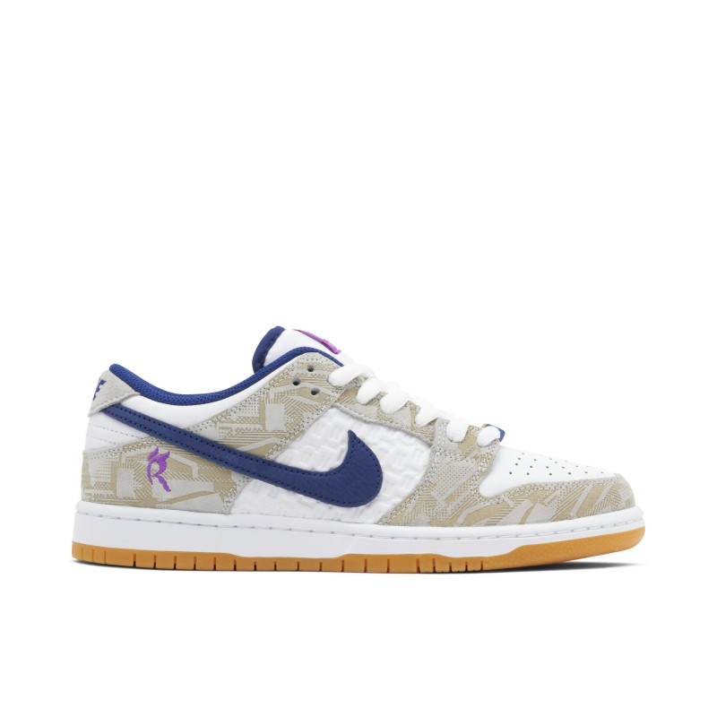 SB Dunk Low X Rayssa Leal