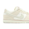 SB Dunk Low City of Love Light Bone