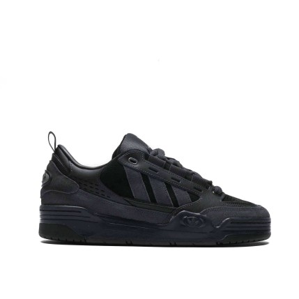 Adi2000 Triple Black