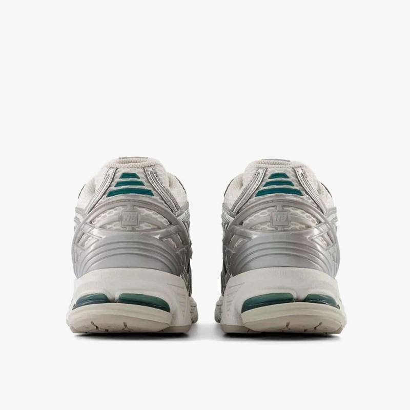 New Balance 1906R Silver Metallic Cream