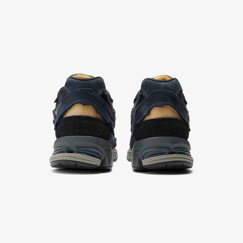 New Balance 2002R Ripstop Protection Pack Navy